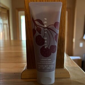 Fenty Skin Cherry Dub Face Scrub - Rich Purple
